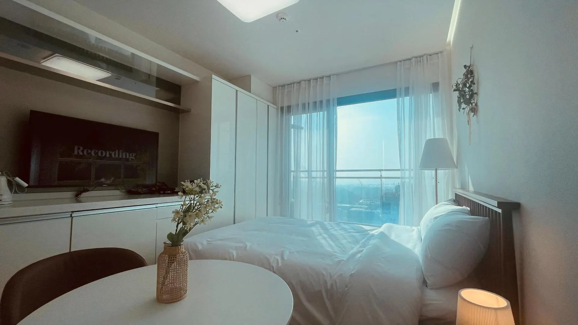 Skytop Inn The City Incheon